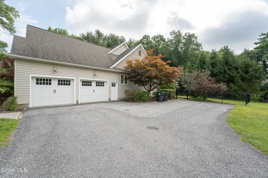 6214 Johnston Road, Westmere, NY 12203 - #3