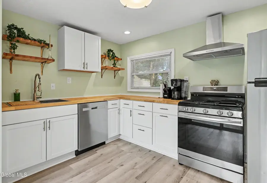 41 Hillcrest Avenue, Schenectady, NY 12304 - #2