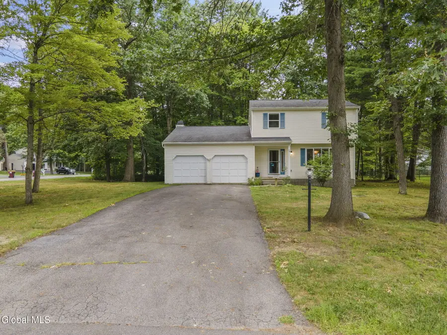 18 Pinehollow Drive, Ballston Spa, NY 12020 - #2