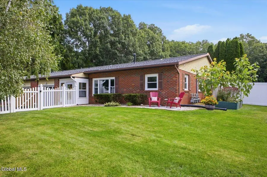 2C Deer Creek, Clifton Park, NY 12065 - #2