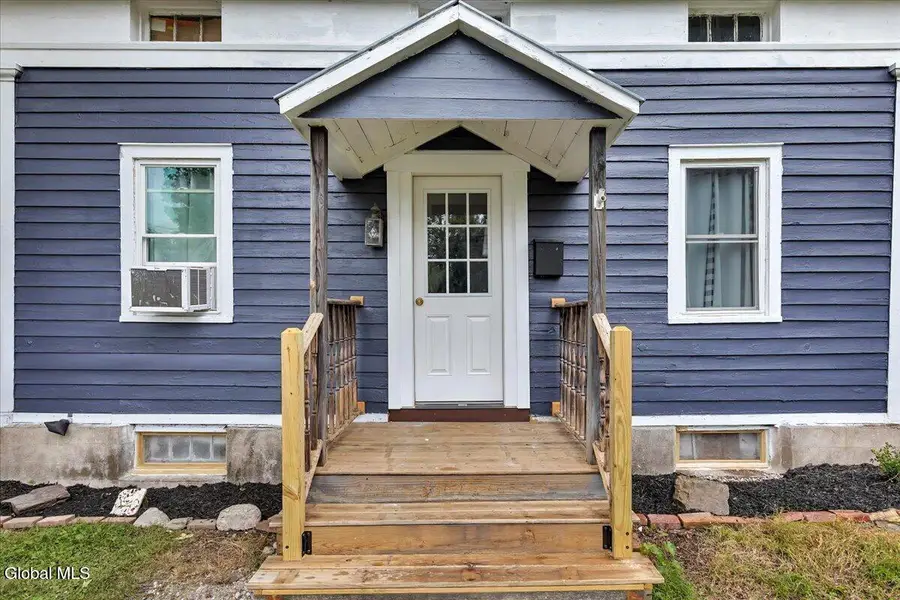 7 N Union Street, Cambridge, NY 12816 - #2