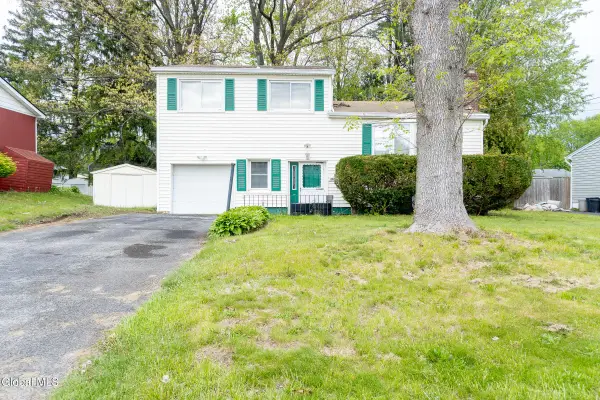 3307 Woodlawn Avenue, Schenectady, NY 12304
