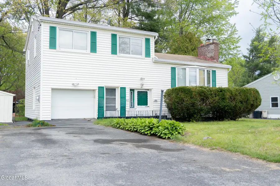 3307 Woodlawn Avenue, Schenectady, NY 12304 - #2