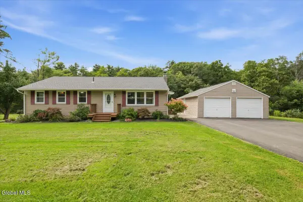 405 Starr Road, Ravena, NY 12143
