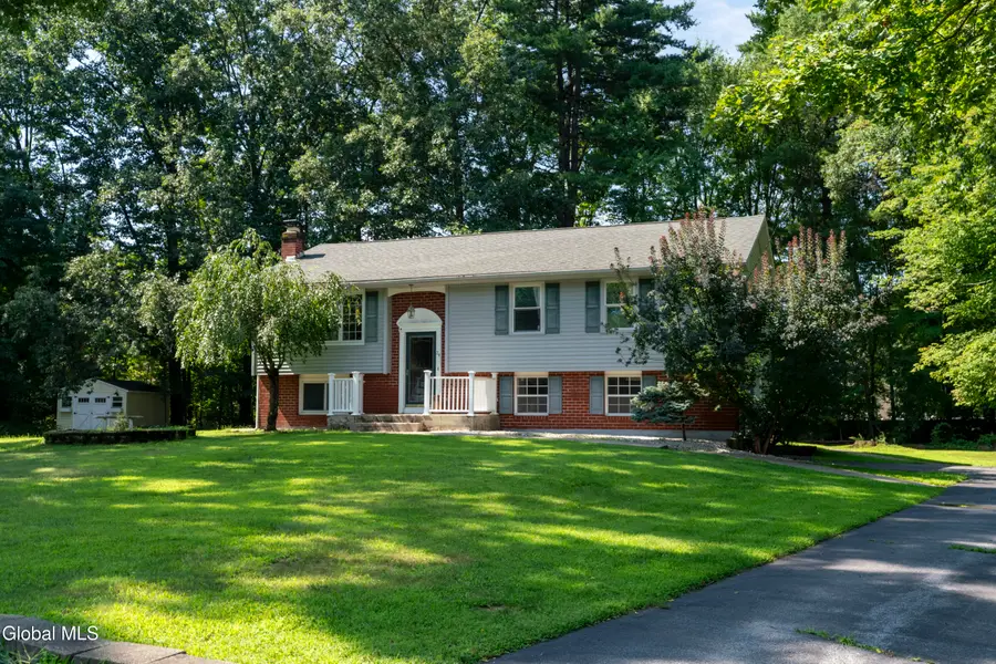 24 Garden Drive, Clifton Park, NY 12065 - #2