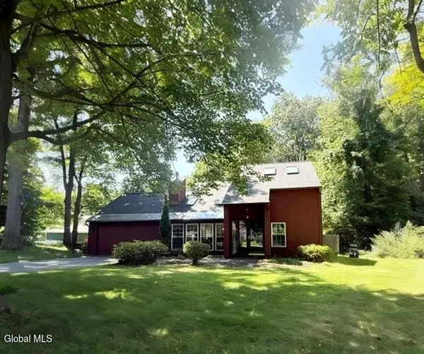 11 Sand Spurrey Road, Ballston Spa, NY 12020
