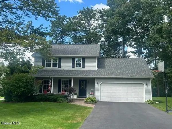 33 Maple Drive, Queensbury, NY 12804