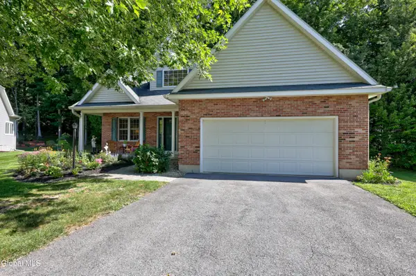 10 Rose Ridge Court, Saratoga Springs, Outside, NY 12866