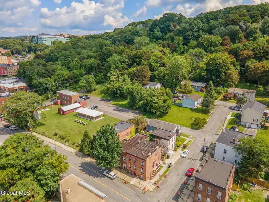 1302 5th Avenue, Troy, NY 12180 - #2
