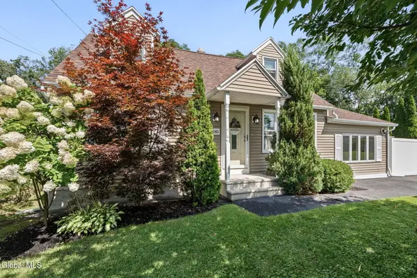 1145 Barber Drive, Rotterdam, NY 12303
