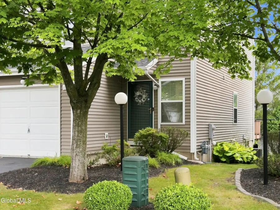 131 Harvard Road, Watervliet, NY 12189 - #3