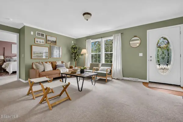 209 N Greenfield Road, Greenfield, NY 12859