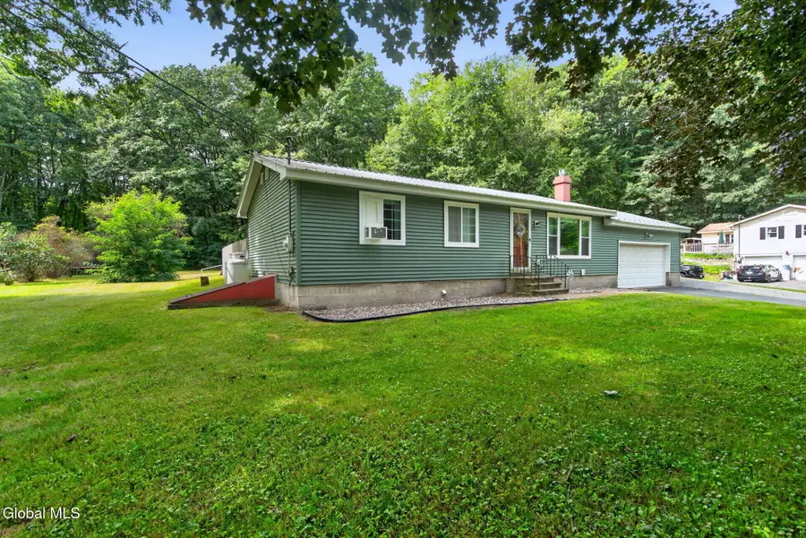 441 Johnson Ave Extension, Johnstown, NY 12078 - #2
