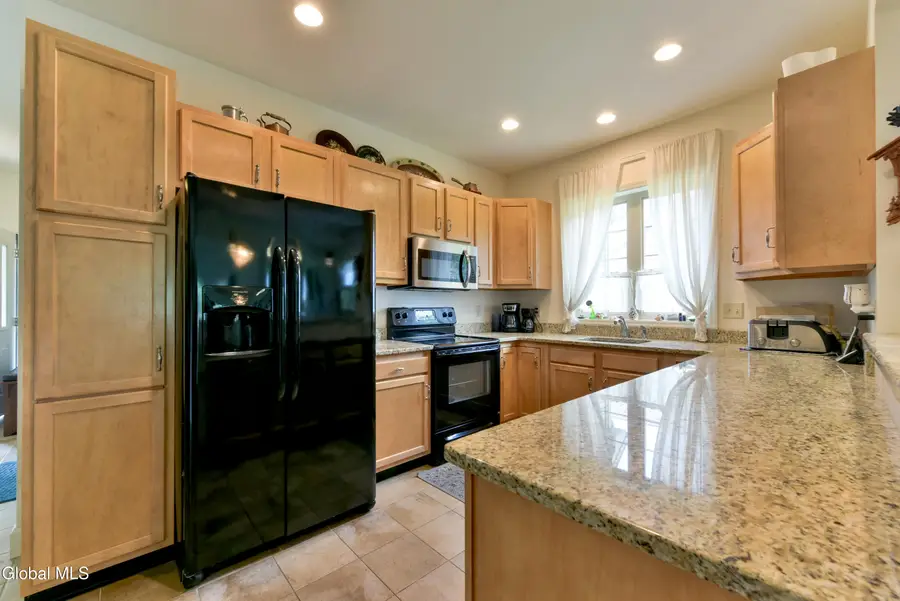 18 Meldon Circle, Queensbury, NY 12804 - #3