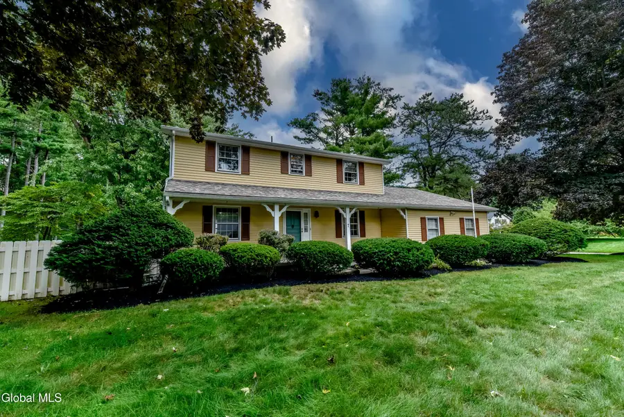 7 Southcrest Drive, Clifton Park, NY 12065 - #2