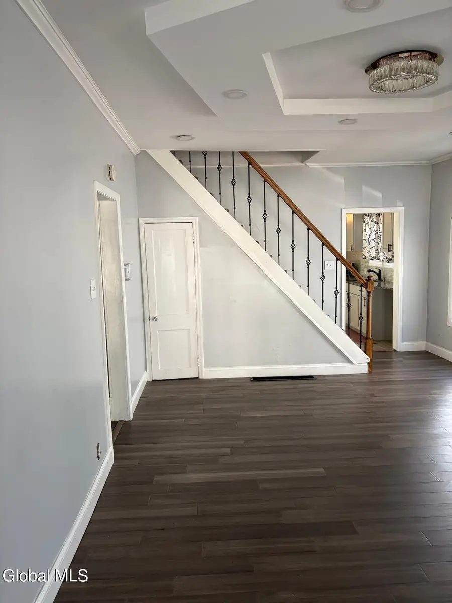 272 Altamont Avenue, Schenectady, NY 12304 - #2