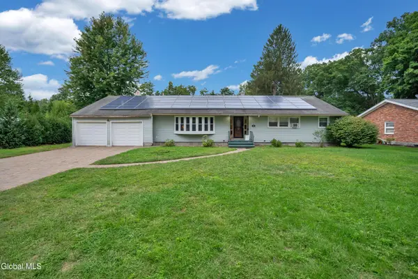 26 Fort Amherst Road, Queensbury, NY 12804