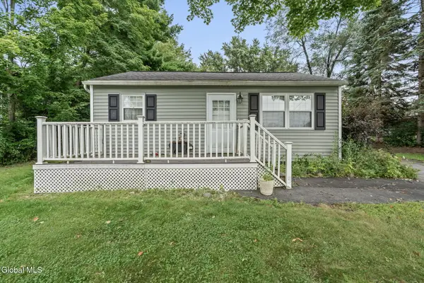 1 Erlynn Place, Colonie, NY 12309
