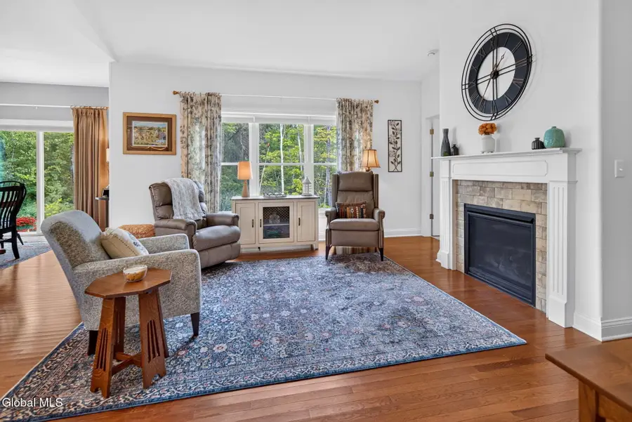 58 Lakepointe Way, Saratoga Springs, NY 12866 - #3