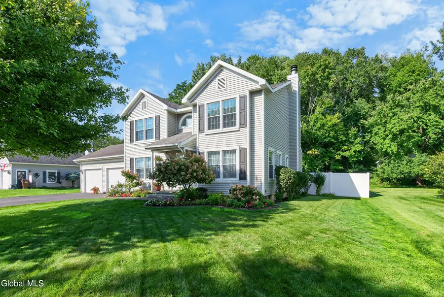 25 Erie Drive, Slingerlands, NY 12159 - #3