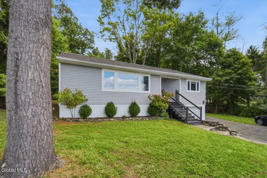 1142 Nys Rt 9p, Saratoga, NY 12866 - #2