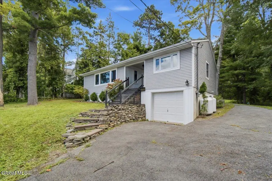 1142 Nys Rt 9p, Saratoga, NY 12866 - #3