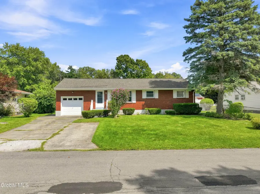 4 Pettibone Drive, Albany, NY 12205 - #2