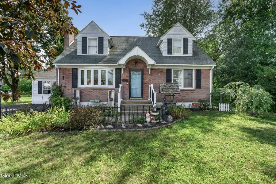 32 Hanes Street, Westmere, NY 12203 - #2