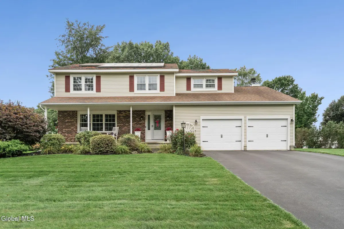 313 Debbie Drive, Rotterdam, NY 12306 - #1