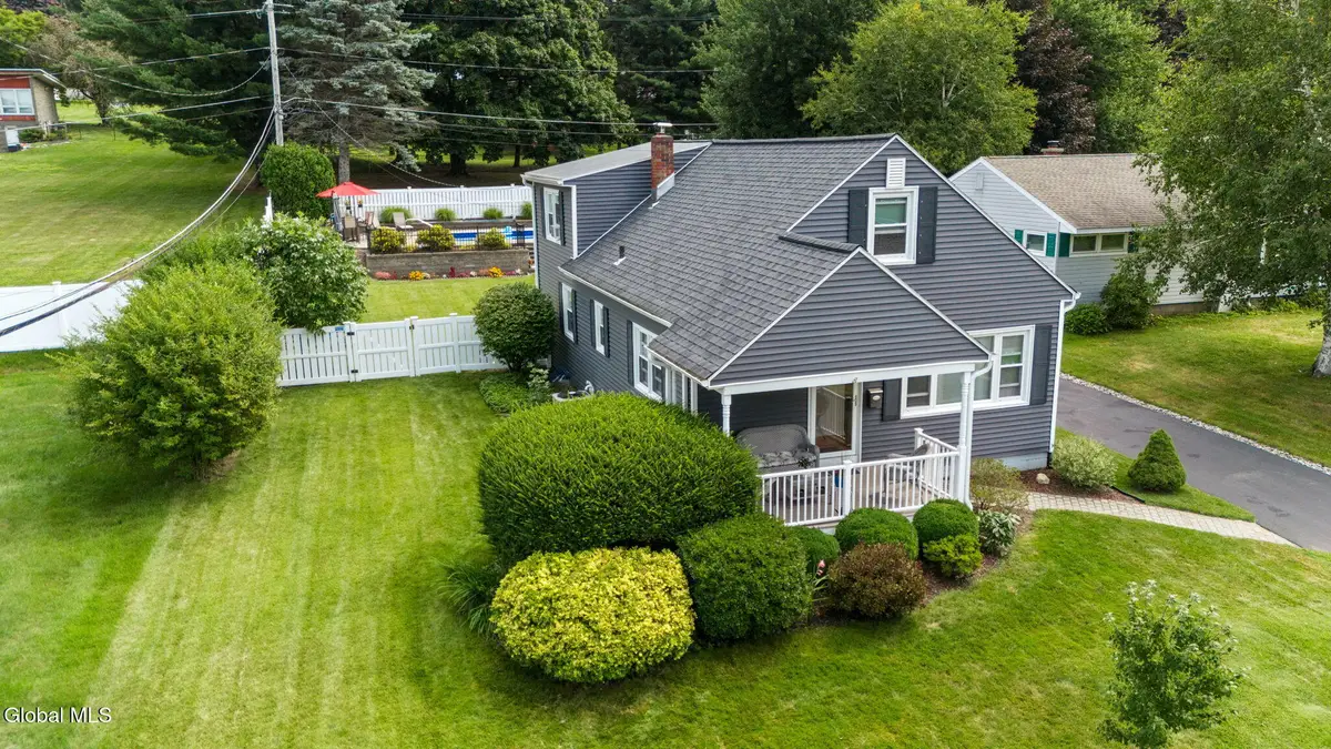 181 Shaker Park Drive, Albany, NY 12211 - #1