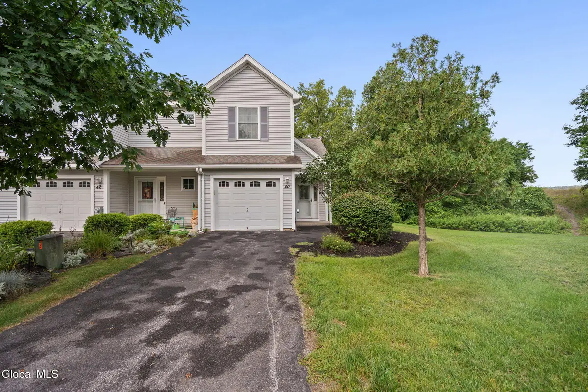 40 Cobblestone Court, Rotterdam, NY 12306 - #1
