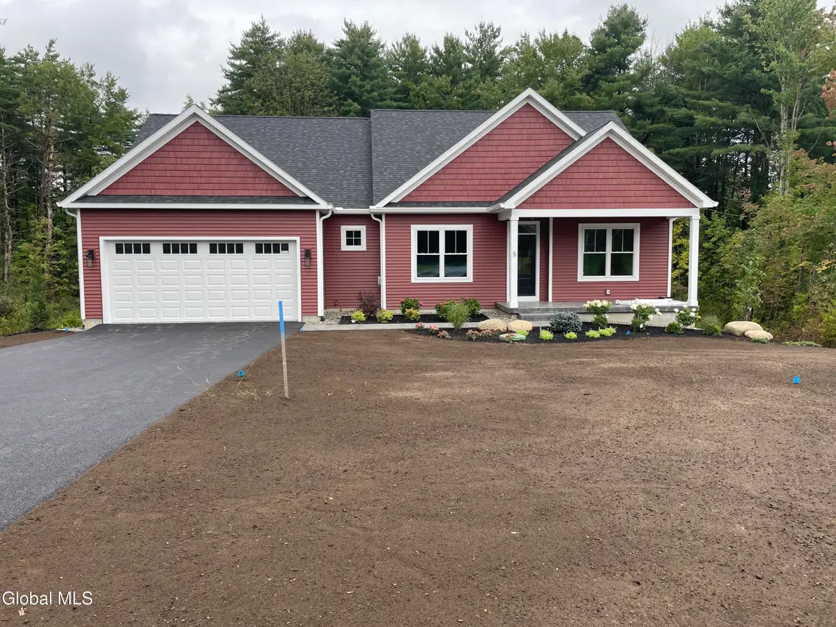 5 Kerr Drive, Wilton, NY 12831 - #1