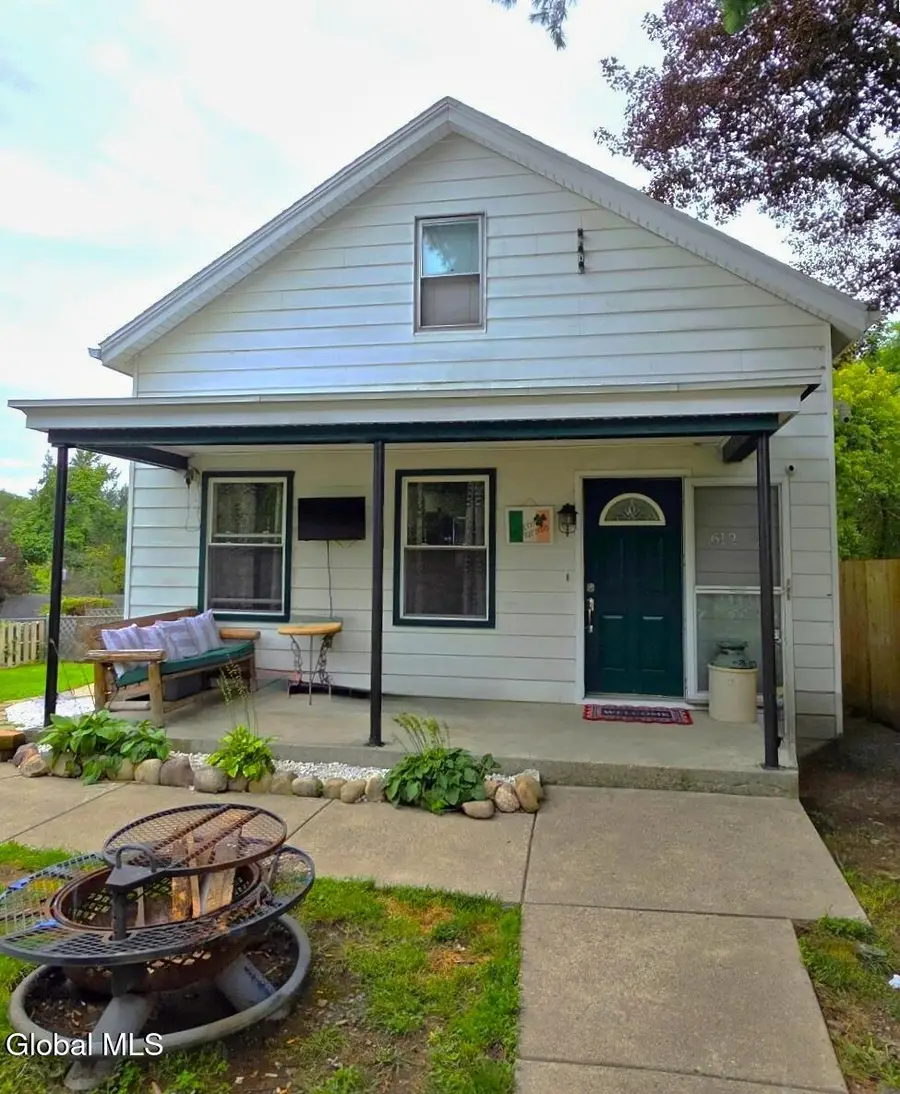 612 Pawling Avenue, Troy, NY 12180 - #2
