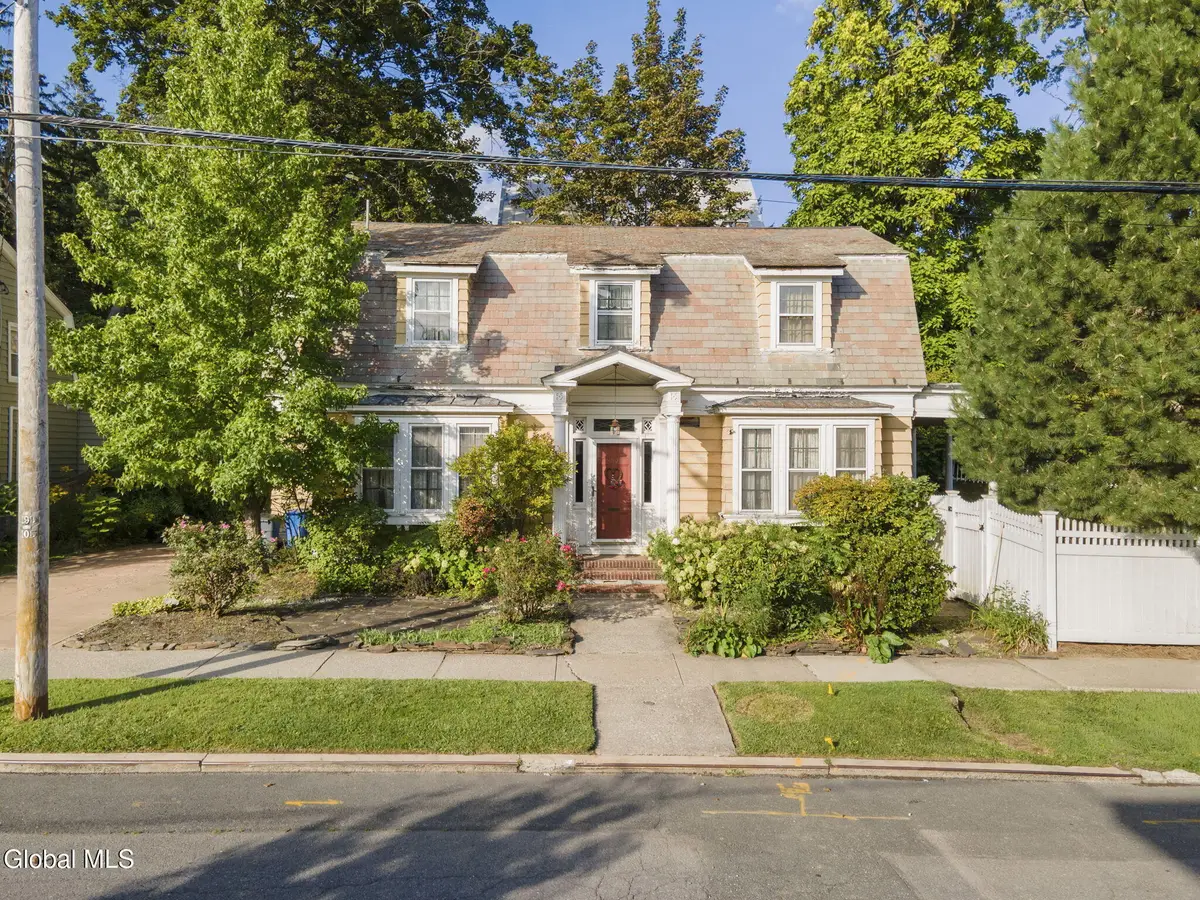 919 Myrtle Avenue, Albany, NY 12208 - #1
