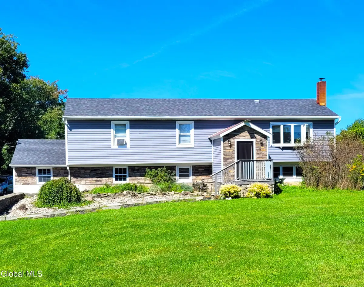 123 Highland Road, Greenville, NY 12083 - #1