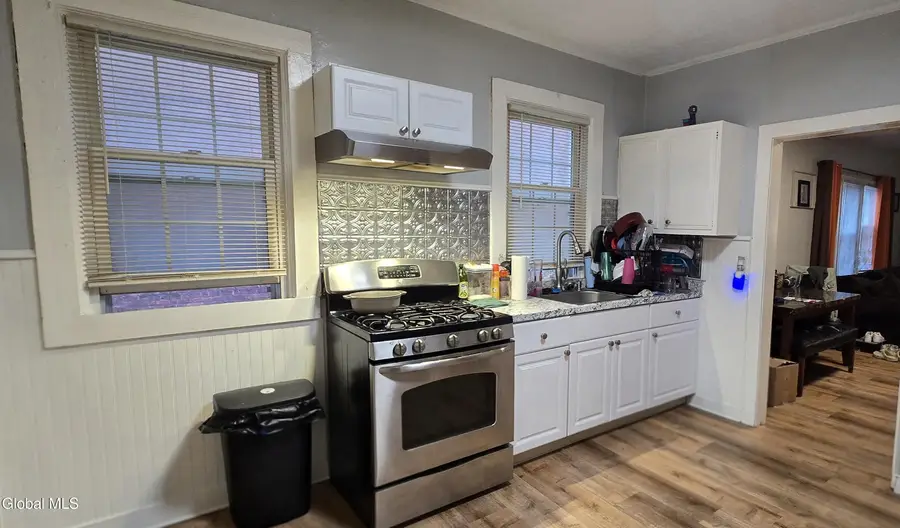 569 Nott Street, Schenectady, NY 12308 - #2