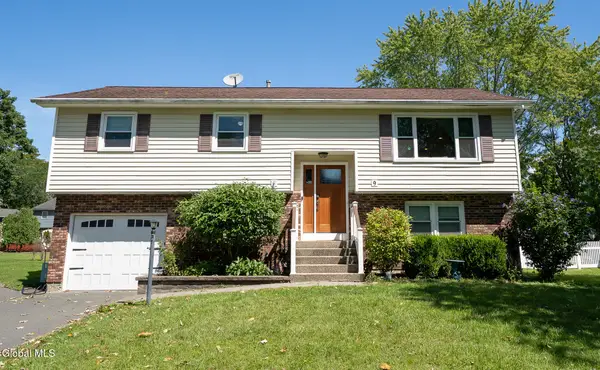 9 Bellevue Street, Bethlehem, NY 12158