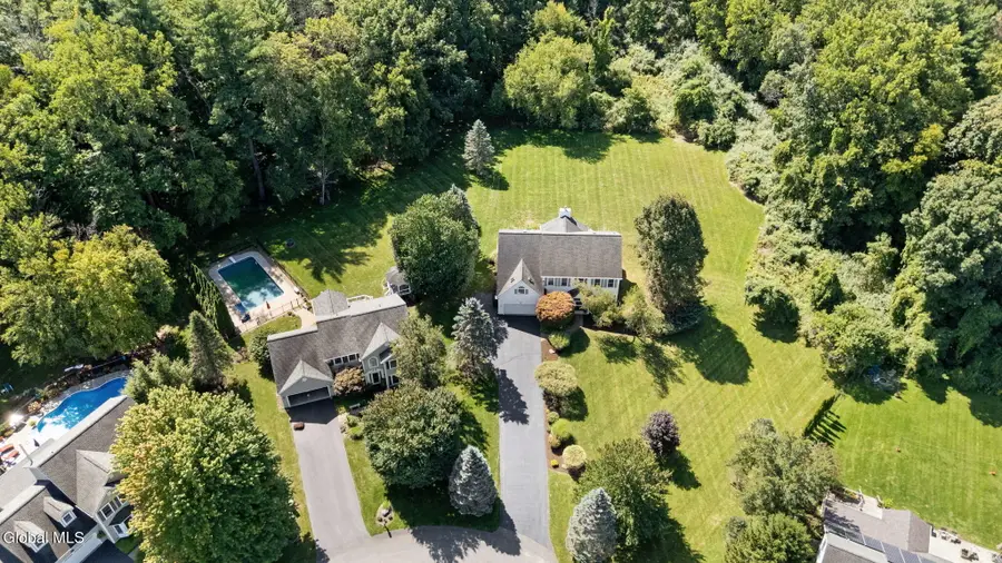 827 Creek Court, Slingerlands, NY 12159 - #2