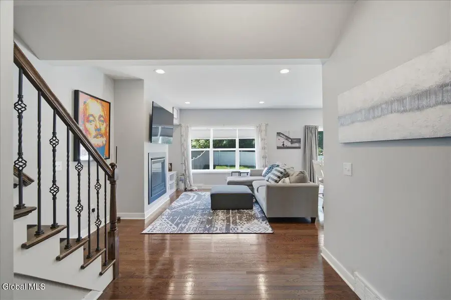 7 Weston Way, Malta, NY 12020 - #3