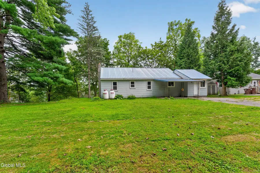 28 Cardinal Lane, New Baltimore, NY 12124 - #3