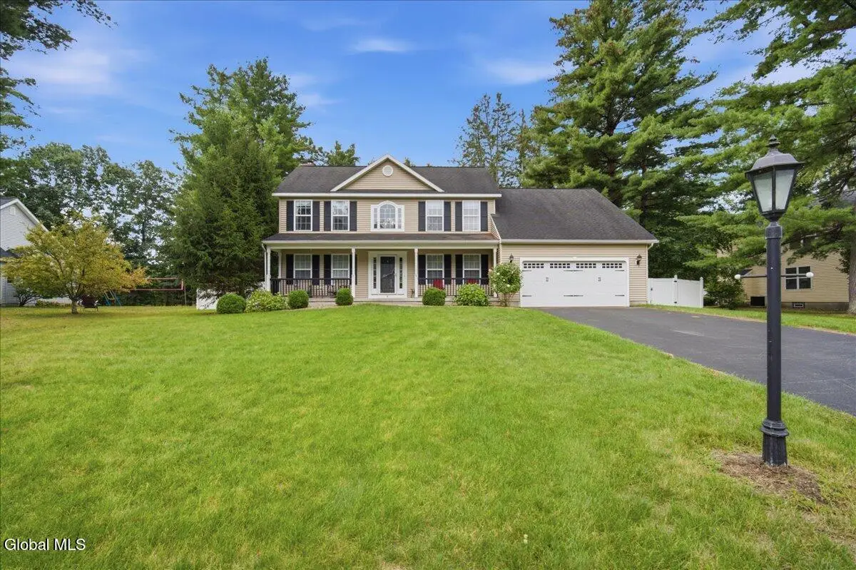 4 Wyndham Way, Ballston Spa, NY 12020 - #1