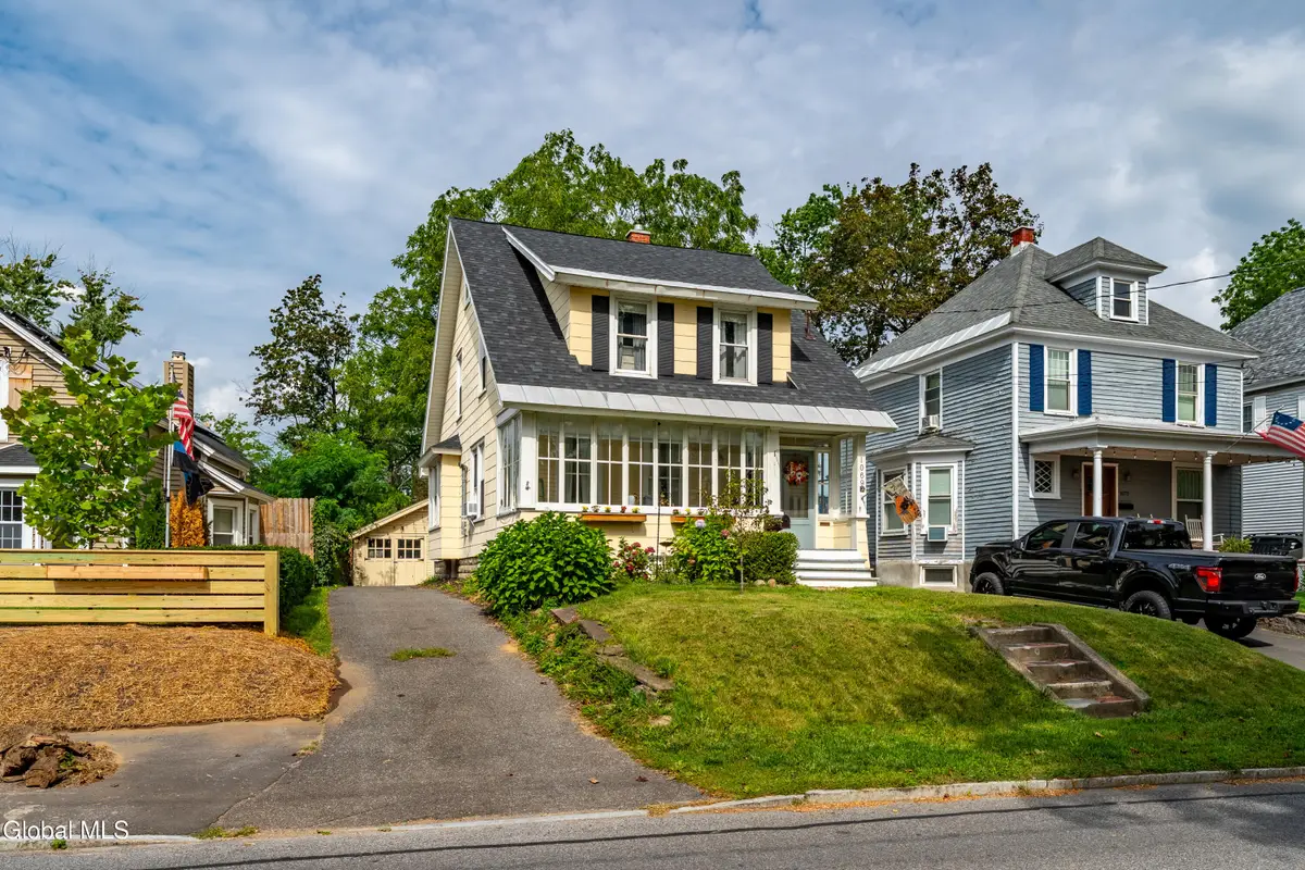 1069 Van Antwerp Road, Niskayuna, NY 12309 - #1