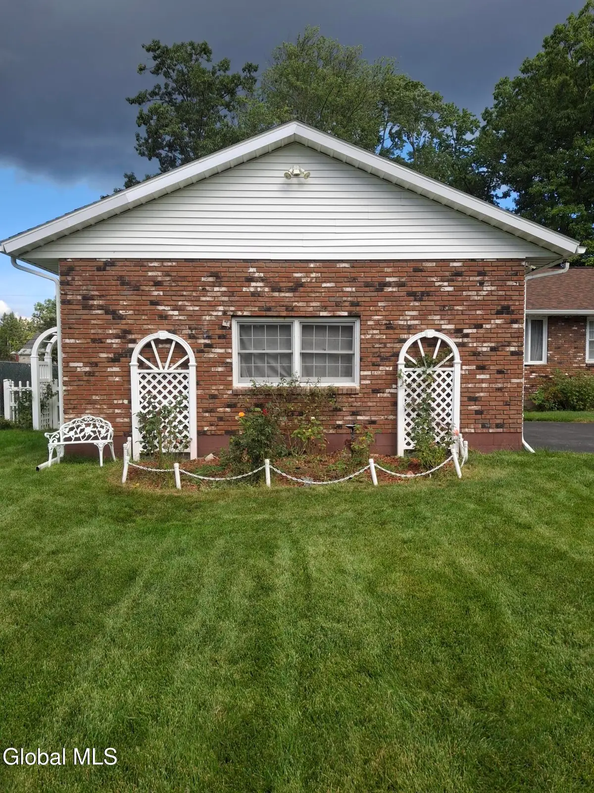 212 Shirlwood Drive, Rotterdam, NY 12306 - #1
