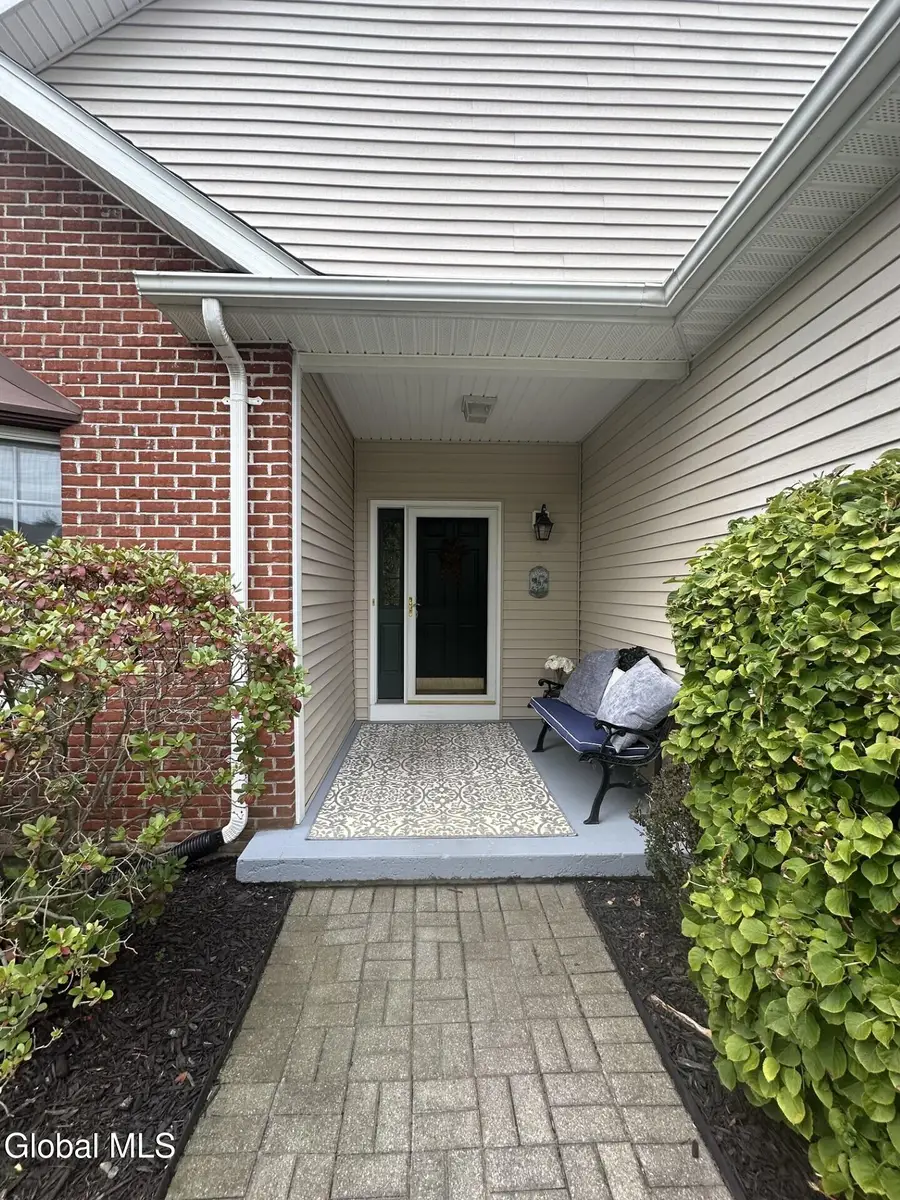 11 Brinker Way, Colonie, NY 12211 - #3