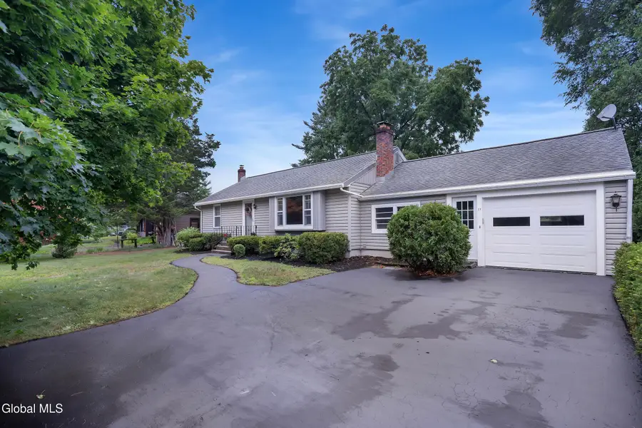 11 Carolyn Lane, Glenville, NY 12302 - #2