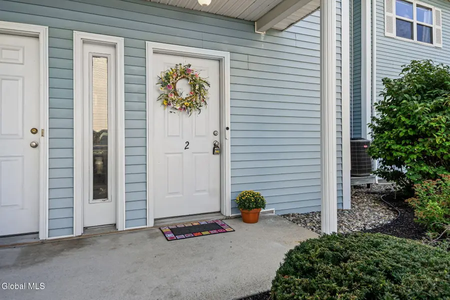 702 Cambridge Manor Drive, Scotia, NY 12302 - #2