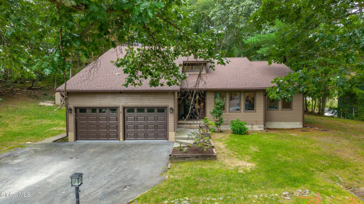 8 Fox Hollow Lane, Queensbury, NY 12804 - #1