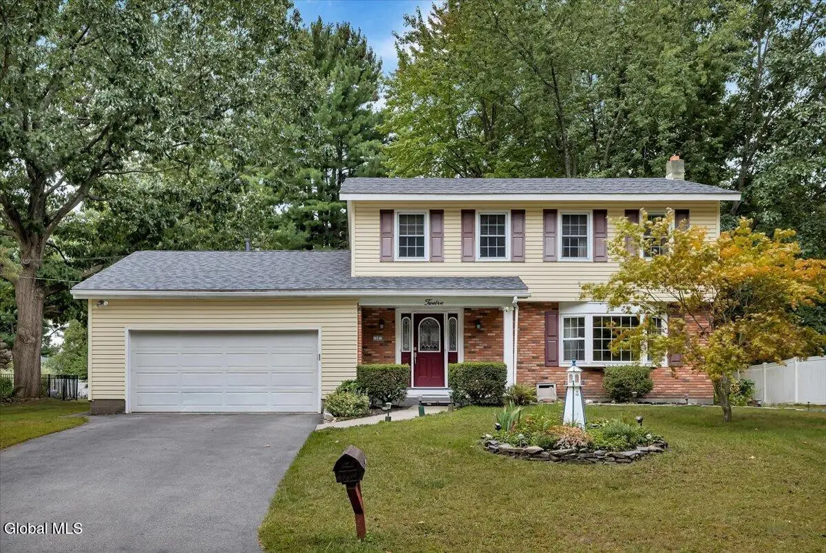 12 Chris Drive, Colonie, NY 12309 - #1