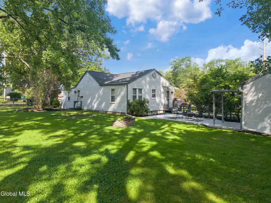 1713 Hillside Avenue, Niskayuna, NY 12309 - #3