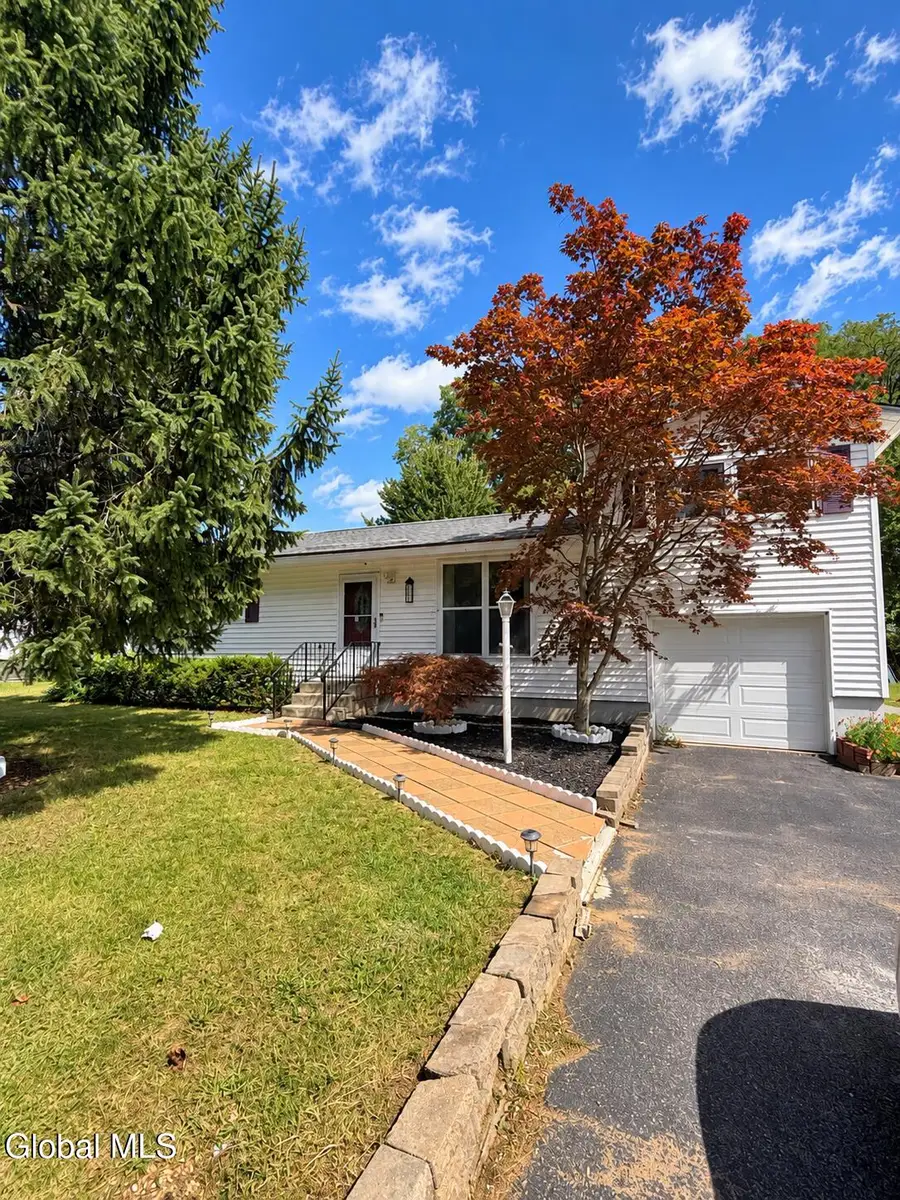 261 Vly Road, Colonie, NY 12309 - #2